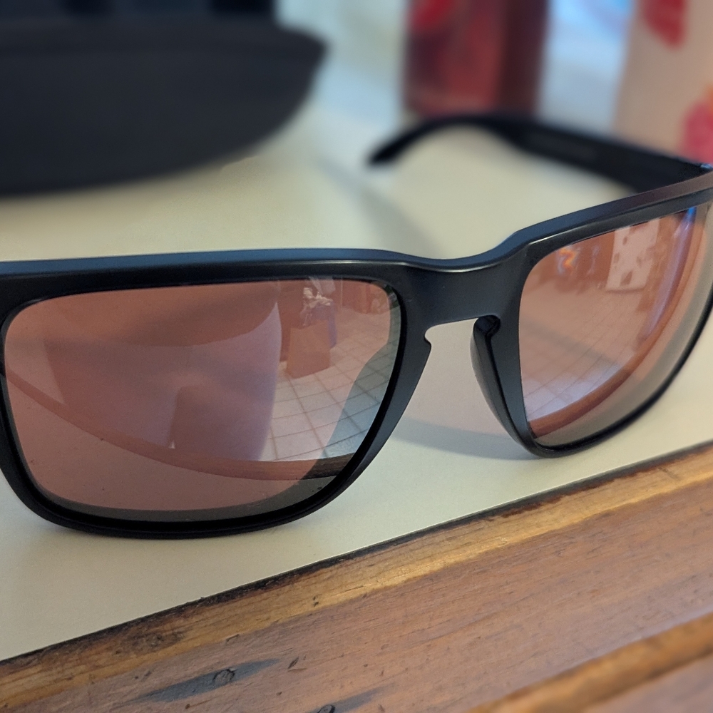 Oakley Holbrook Sunglasses - Like New - Excellent Condition